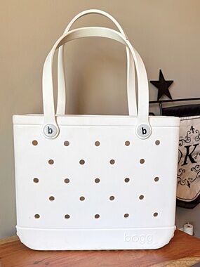 ♥️💖 Bogg Bag Baby Medium Size